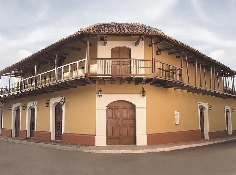 Hotel La Gran Francia reconstruido